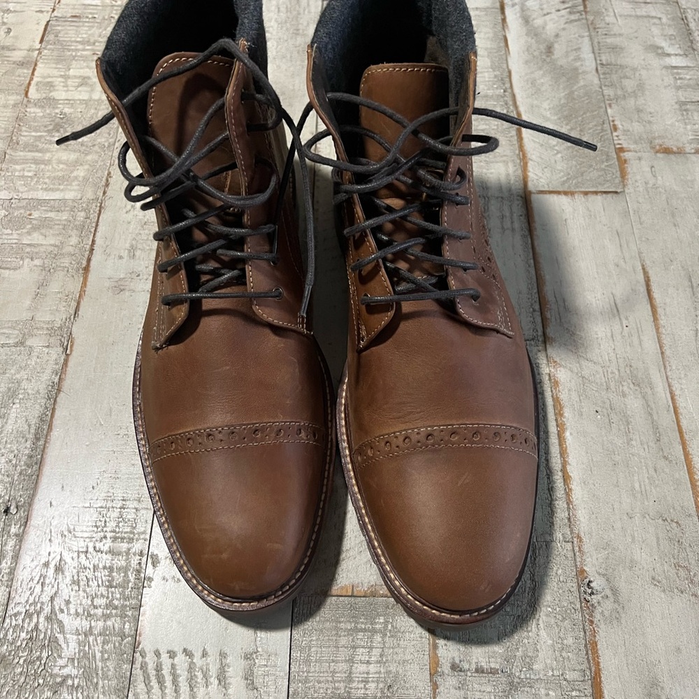 Johnston & Murphy Brown Leather Brogue Boots - Picture 2 of 7